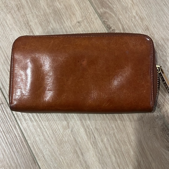 Tory Burch Brown Leather Wallet - Picture 2 of 4